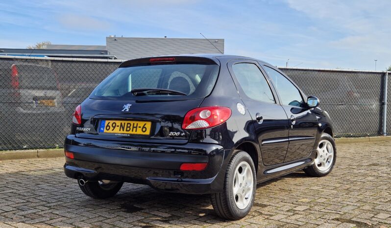 Peugeot 206+ 1,4 8V 5deurs vol